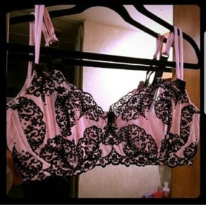 Beautiful Victoria's Secret Unlined Demi Bra 40D